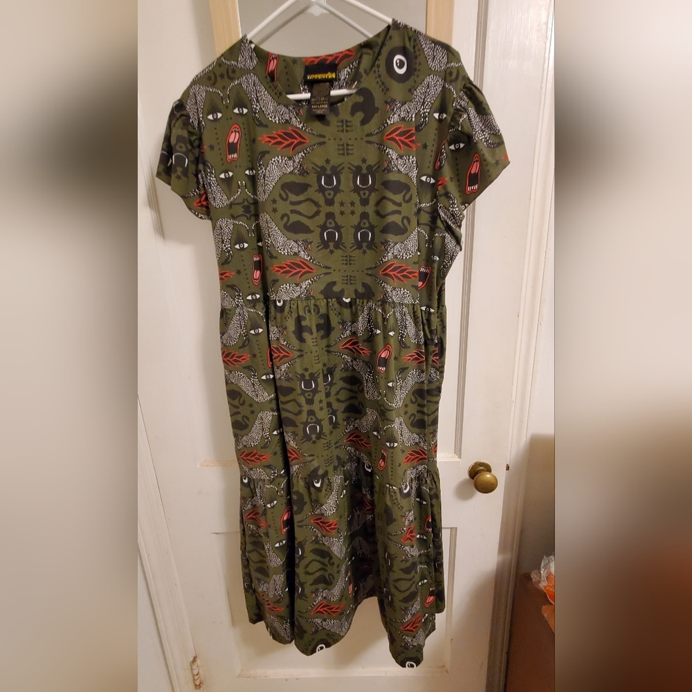 Nooworks: Frida Dress - Black Swan Print - 3 XL